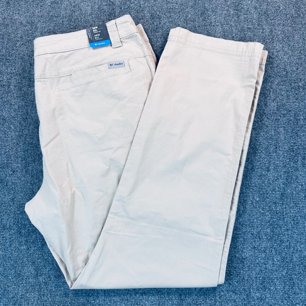 Columbia Men's 38x32 Active Fit Straight Leg Tech Pants Khaki Rip Stop Outdoors